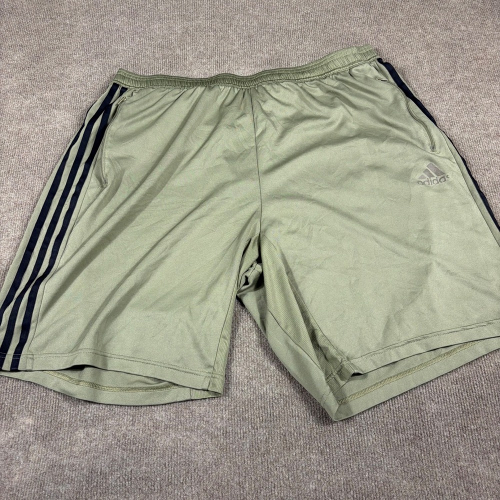 Adidas Mens 2XL Primeblue Aeroready Shorts Olive Green 3-Stripe Zipper Pockets